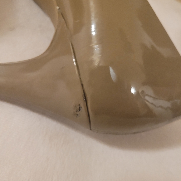Merona Beige Patent Leather Heels Pumps Shoes Women's Size 9 - Picture 7 of 14